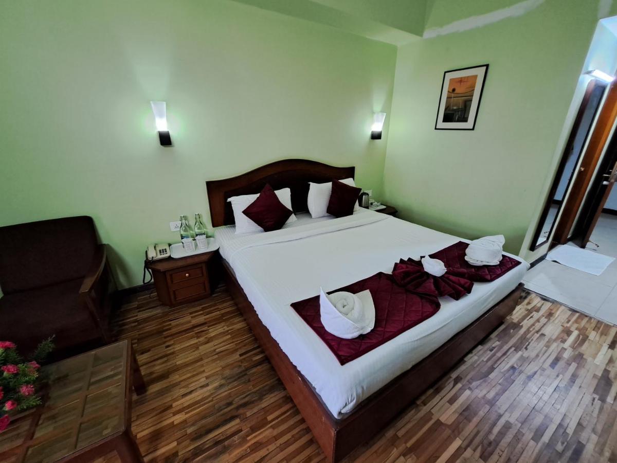 Hotel Preethi Classic Towers Утакаманд Экстерьер фото