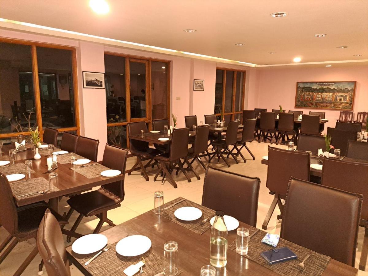 Hotel Preethi Classic Towers Утакаманд Экстерьер фото