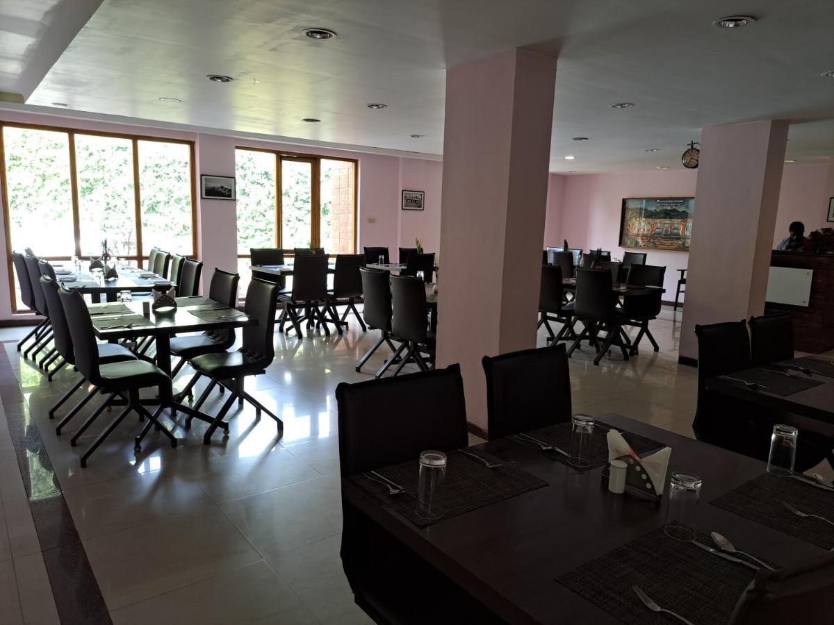 Hotel Preethi Classic Towers Утакаманд Экстерьер фото