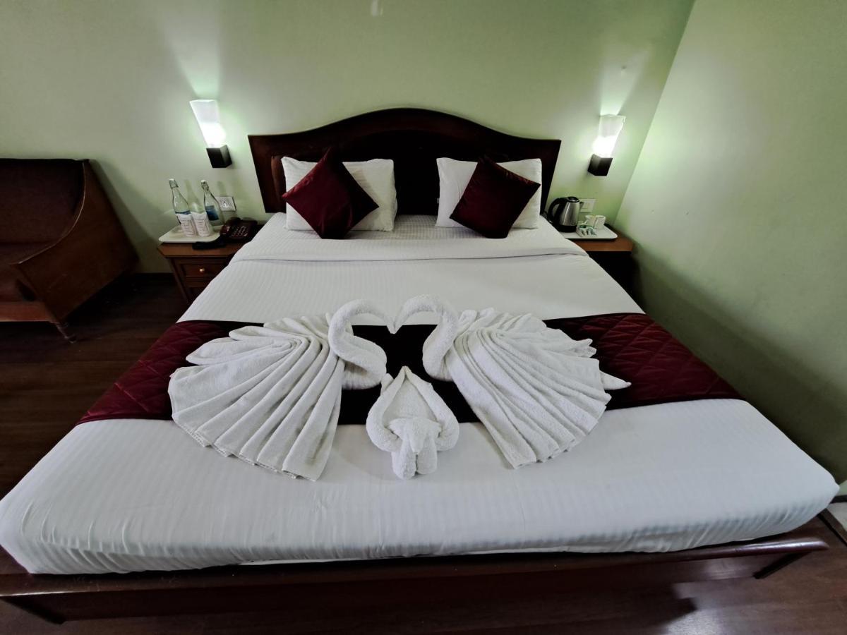 Hotel Preethi Classic Towers Утакаманд Экстерьер фото