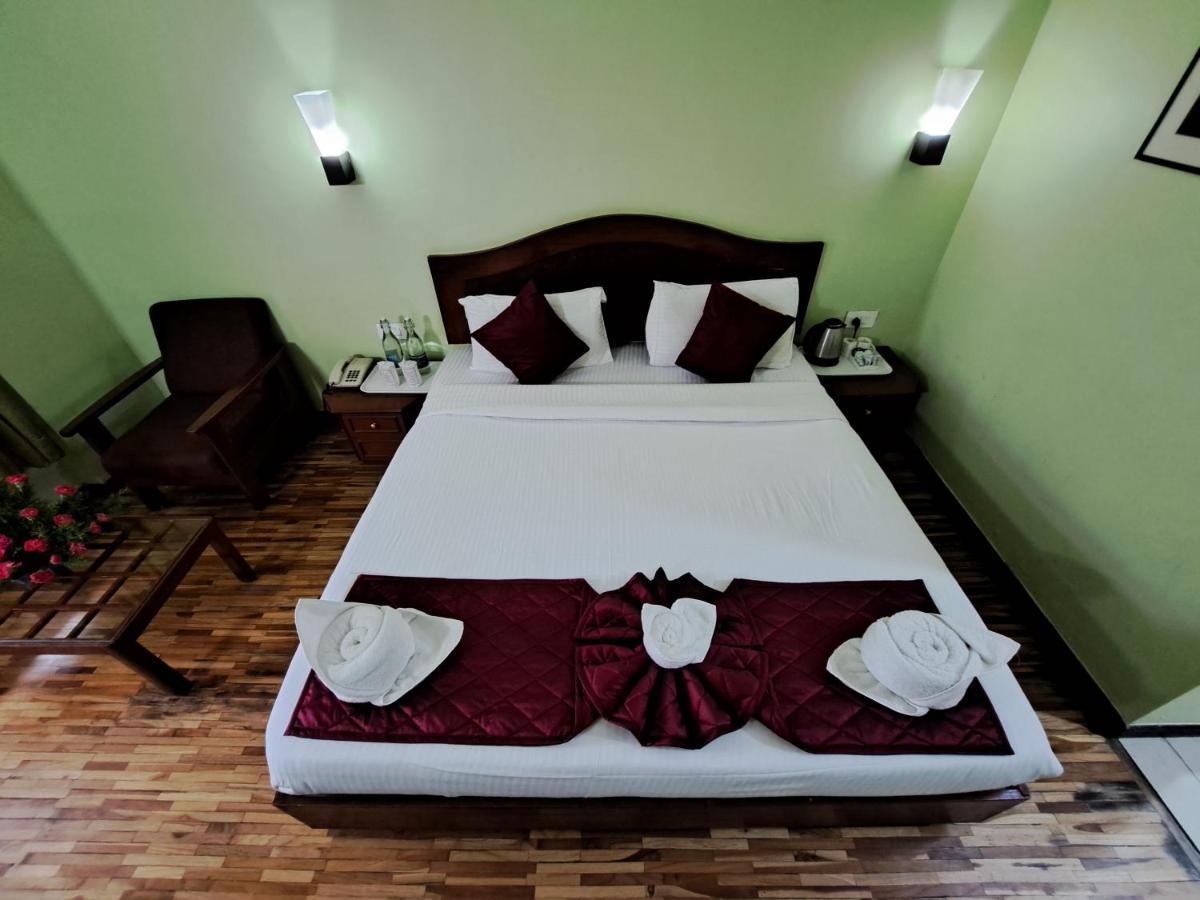Hotel Preethi Classic Towers Утакаманд Экстерьер фото